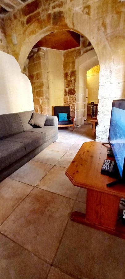 Ta Lucia Farmhouse With Private Pool And Bbq Villa Santa Luċija Exterior foto